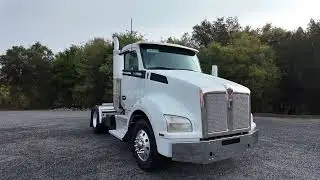 2019 Kenworth T880 2 Axle Tractor-U13189