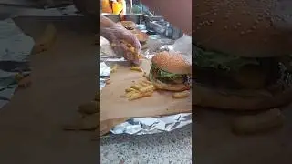 come eat bro #food #sharif #fastfood #бургер