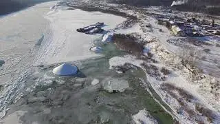 Зима начинается в Сибири.   Winter begins in Siberia. 西伯利亞的冬天開始