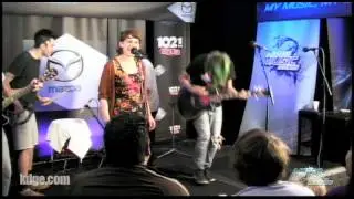 Grouplove 