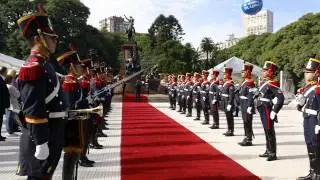 El Regimiento de Granaderos Himno Nacional Argentino y Paraguayo Buenos Aires Argentina