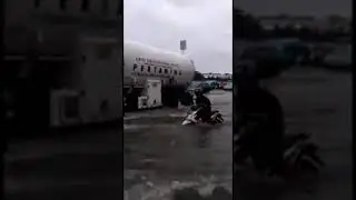 Pray 4 Makassar ,detik detik rumah hanyut banjir bandang