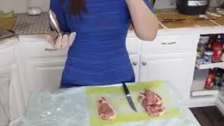 Pampered Chef Meat Tenderizer with two sides