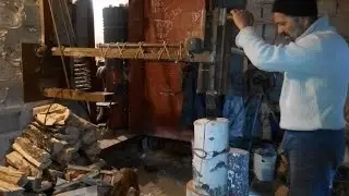 Дровокол на пружине/как быстро и легко колоть дрова.