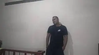 it's only me cover -yarnes foni-