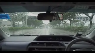 ASMR Driving - Rainy drive to Northshore - Toyota Aqua - Binaural Audio