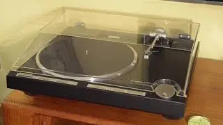 Pioneer PL-L1000 Turntable - Superb Linear Tracker