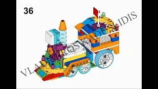 Spike Essential train with one motor and the color light matrix