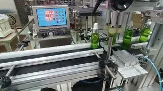 Máy siết nắp tự động mini để bàn, máy vặn nắp chai tự động