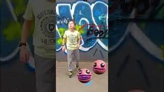 Giant Pacman attacked me! 003 