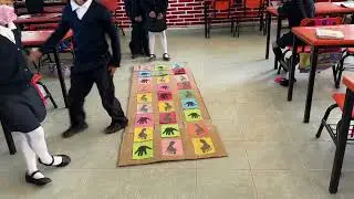 Juego para mejorar la concentración y la destreza física.