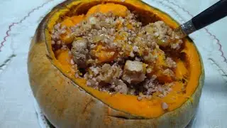 Мясо с гречкой в тыкве