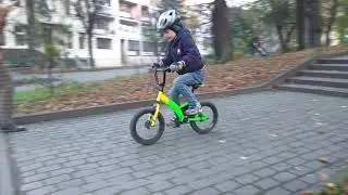 Скорость и мой кайф на байке Speed ​​and my buzz on the bike Lyrics Song - No Matter How Hard We Try