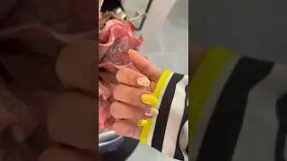 Денежный маникюр апрель - желтый 💛