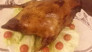 Запеченный гусь с яблоками
