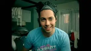 Pittsburgh Slim Girls Kiss Girls