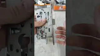 Как перевернуть язычок на замке