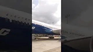 The Boeing 777X in Paris