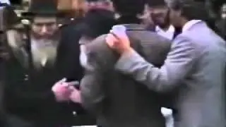 Ребе поддерживает песню «Эх ты, земляк...»