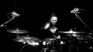 Dirk Sengotta -  plays drums in his studio