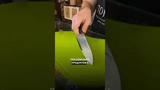 🔪 Пользуясь обухом ножа при уборке продуктов с разделочной доски, вы сохраняете остроту кромки ножа