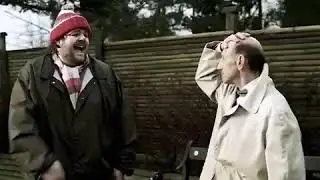 Ржака  лысый толстый и очкарик!