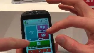 Fujitsu Stylistic S01 czyli smartfon dla seniorów na MWC 2013 - PDAclub.pl