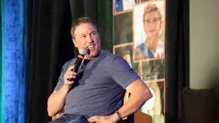 Dallas Riverdale Con 2019 - Lochlyn Munro Part 1/3
