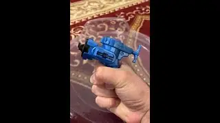 Rare gun Beyblade string launcher!
