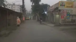 শীতের সকালে ঢাকার অলিগলি।।