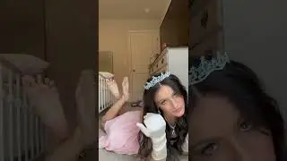 Feet in the pose