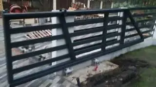 CAVEX gates cantilever CaisME heavy