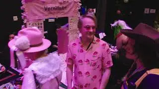 Walk Around Kawaiicon With Me