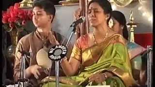 Bombay Jayashri - Koovi Azhaikkakoodaada