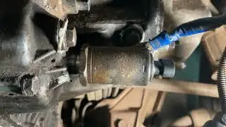 Не блокируется задний ход на калине