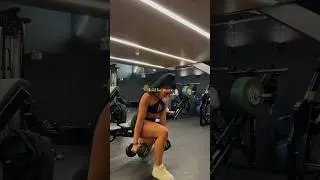 Try this leg workout if you don’t wanna be able to walk the next day #explore #legworkout #gym