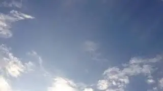 Самолёт и 2 истребителя The passenger plane is accompanied by 2 fighters