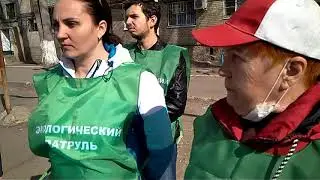 Избиратели решили побить областного депутата Евгения Дунаева,  если он им не поможет...