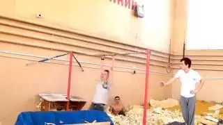 Соскок на турник(тот же) (Parkour Tricks)