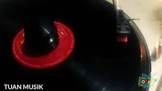 A K A - Seniman & Biola