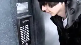 гон с домофоном xDD)