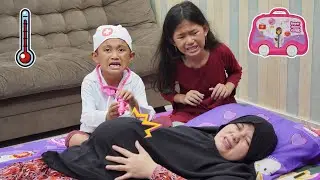Husna dan sani bermain dokter-dokteran - ibu hamil sakit perut mau melahirkan | Zein husna