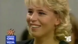 Maurizio Costanzo chiama in diretta a "30 ore per la vita (Speciale Amici)" 1995