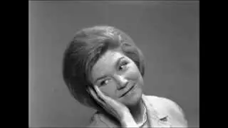 Nora Brockstedt - Sov i Min Favn (1958)