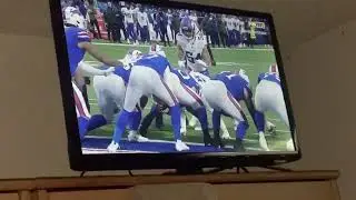 BILLS FAN REACTS TO GOAL LINE FUMBLE VS VIKINGS!!