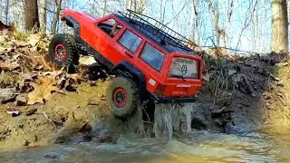 Axial Scx10 Jeep Cherokee River Adventure