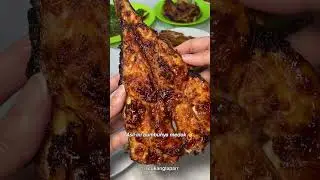 RESTO SEAFOOD INI ANTRINYA SAMPE KE PINGGIR JALAN 😱 SE ENAK APA SIH RASANYA⁉️