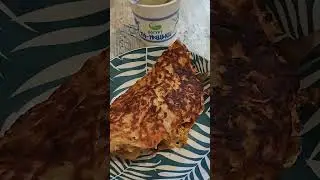 Сніданок, млинець з капусти 