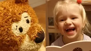Настя и Мишка играют в магазин-мороженое / Nastya and Teddy are  playing at the ice cream shop