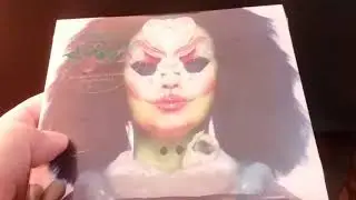 Björk: Utopia unboxing